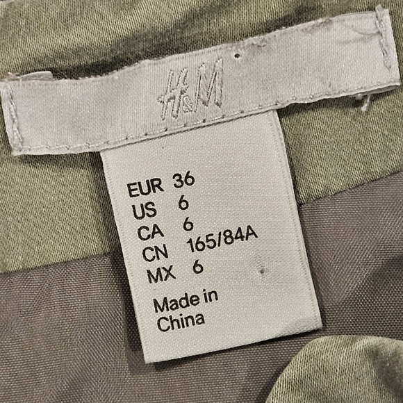 H&M SZ 6 V-Neck Light Army Green Sleeveless Shift Midi Dress Back Slit & Zipper - Picture 3 of 12